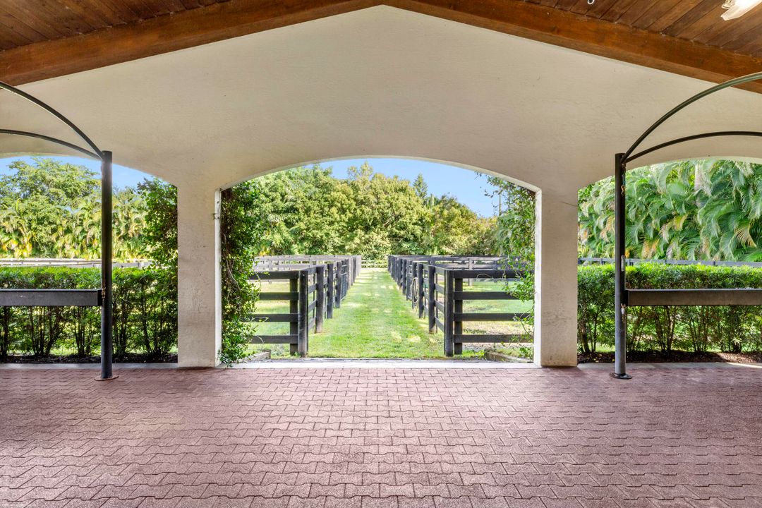 For Sale: $13,995,000 (6 beds, 6 baths, 8084 Square Feet)