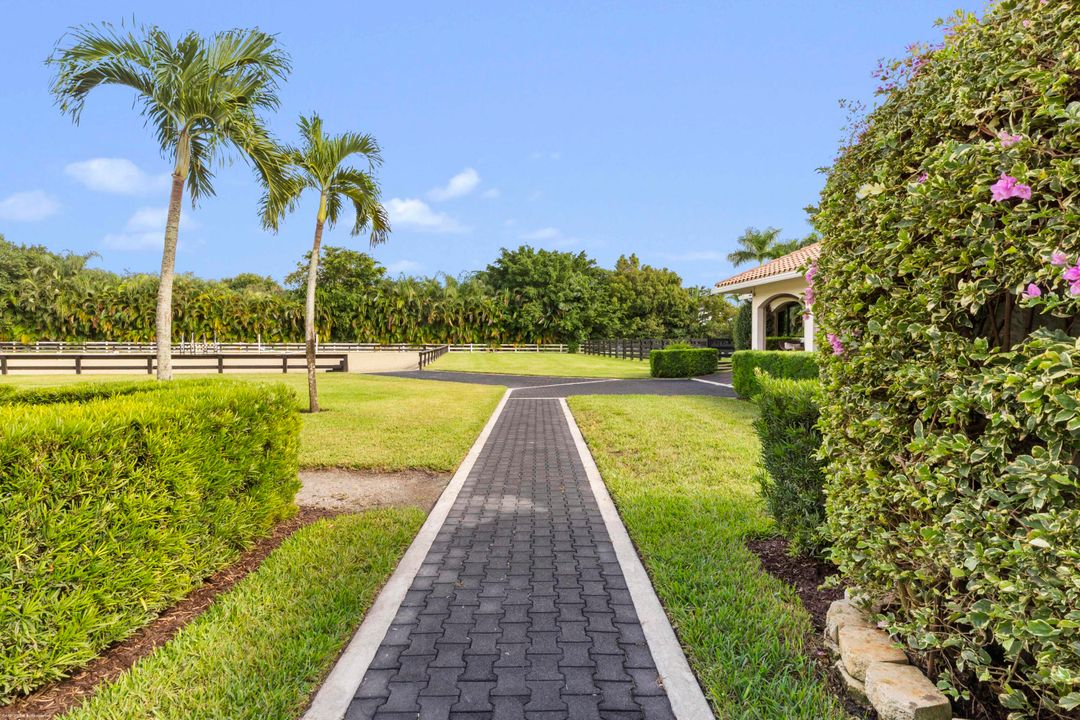 For Sale: $13,995,000 (6 beds, 6 baths, 8084 Square Feet)