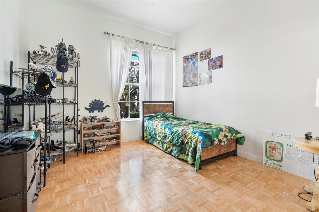 For Sale: $495,000 (3 beds, 2 baths, 1544 Square Feet)