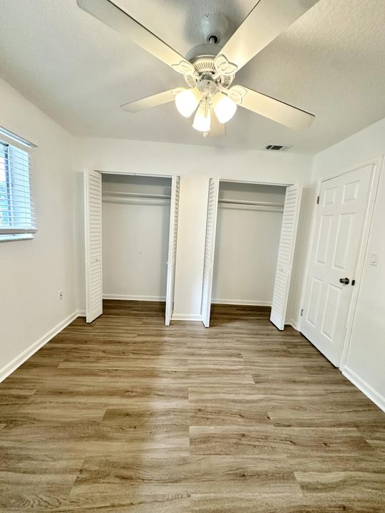 For Rent: $1,850 (2 beds, 0 baths, 800 Square Feet)