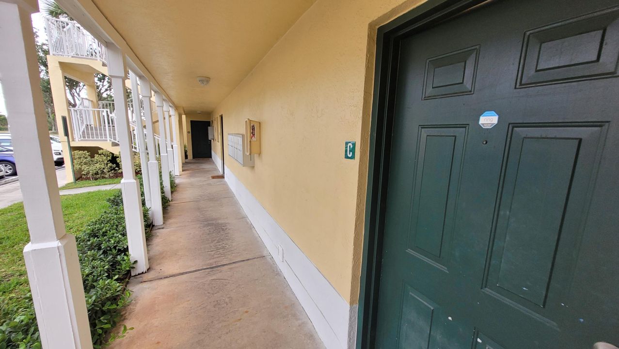 В аренду: $1,850 (1 спален, 1 ванн, 700 Квадратных фут)