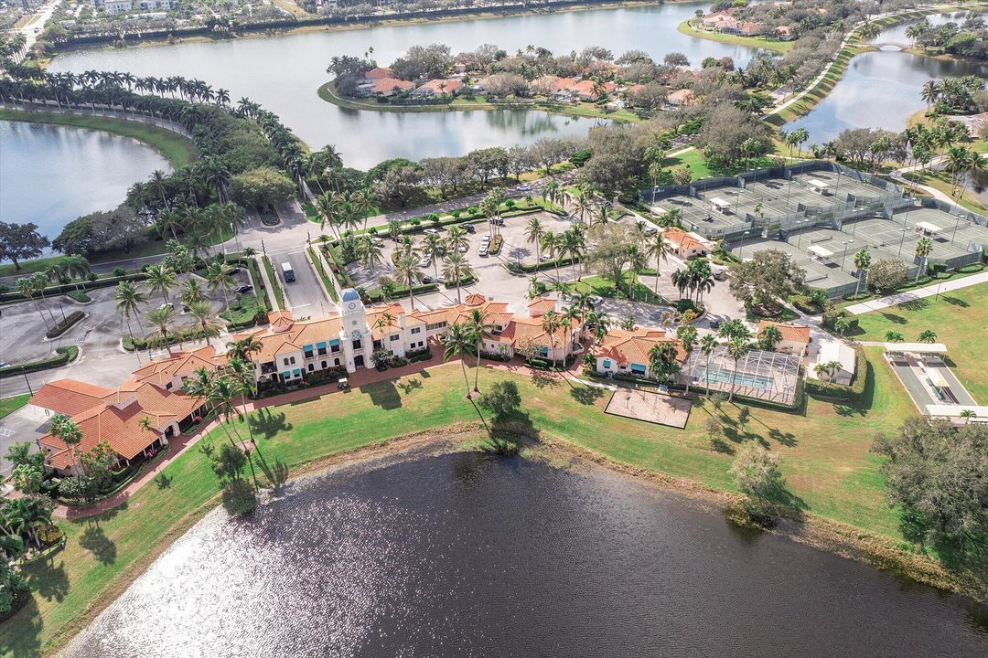 For Sale: $495,000 (3 beds, 2 baths, 1544 Square Feet)