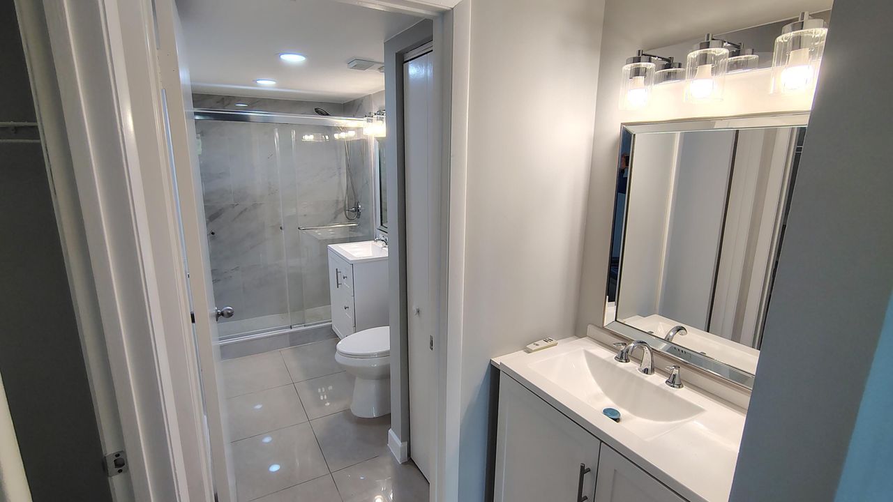 В аренду: $1,850 (1 спален, 1 ванн, 700 Квадратных фут)