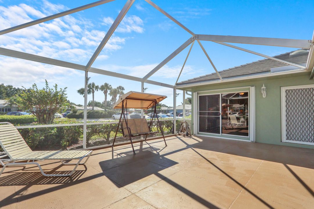 For Sale: $225,000 (2 beds, 2 baths, 1152 Square Feet)