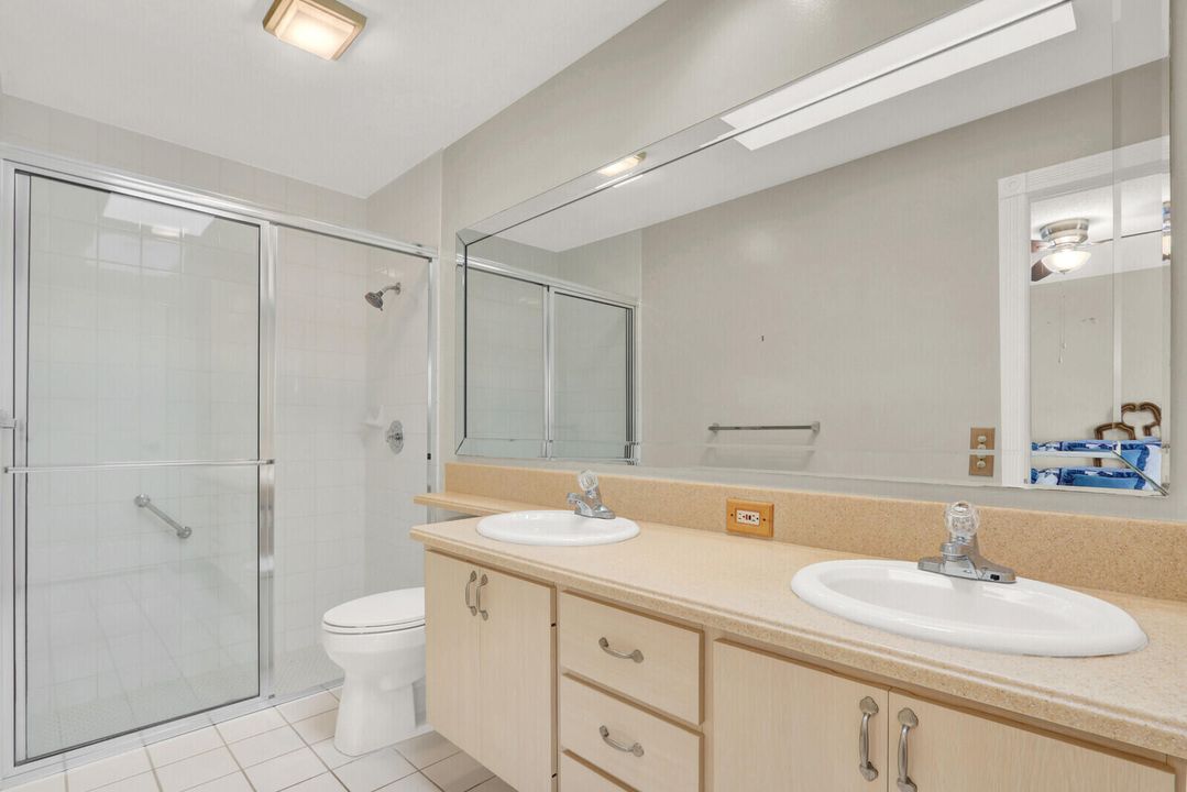 For Sale: $225,000 (2 beds, 2 baths, 1152 Square Feet)