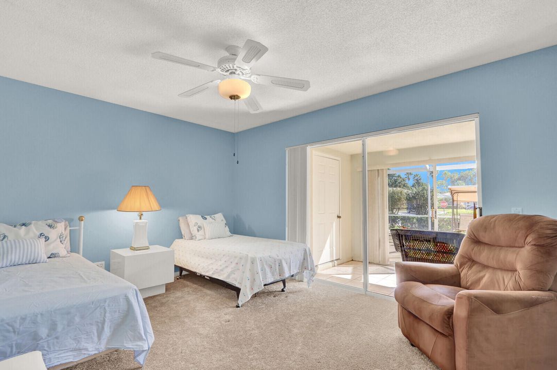 For Sale: $225,000 (2 beds, 2 baths, 1152 Square Feet)