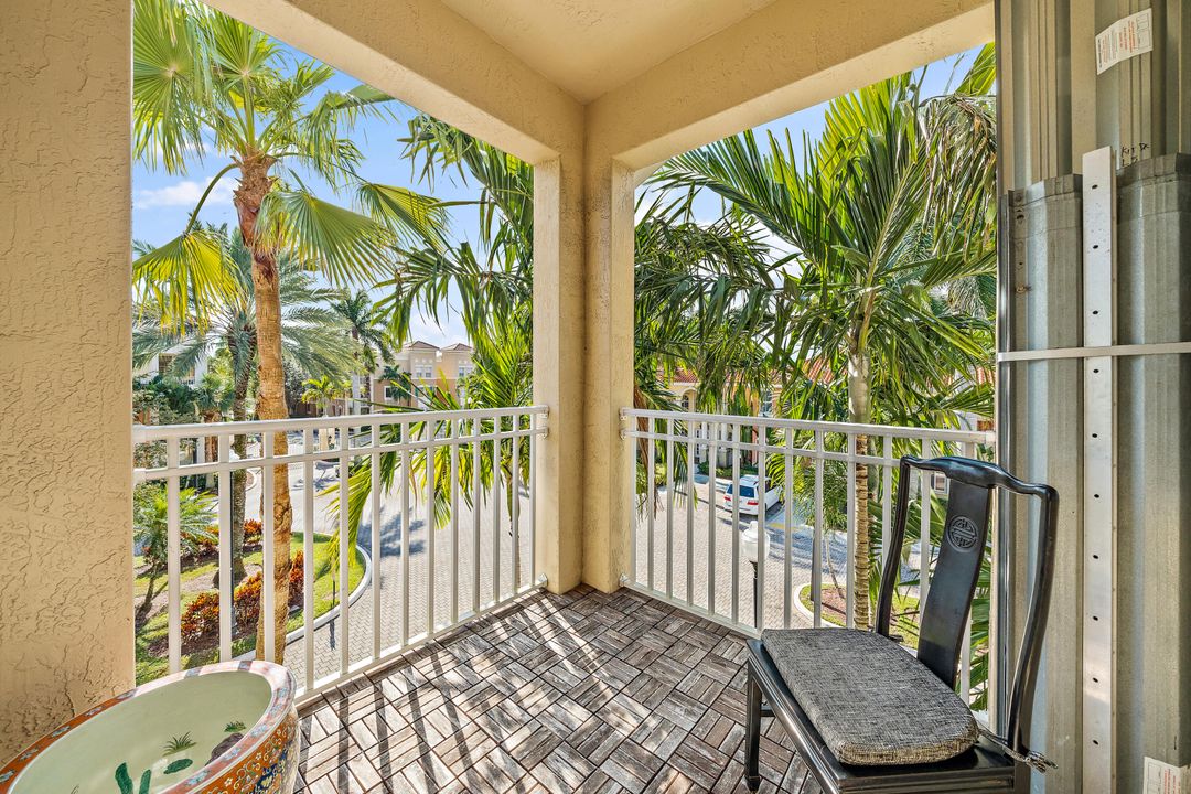 En Venta: $409,900 (2 camas, 2 baños, 1403 Pies cuadrados)