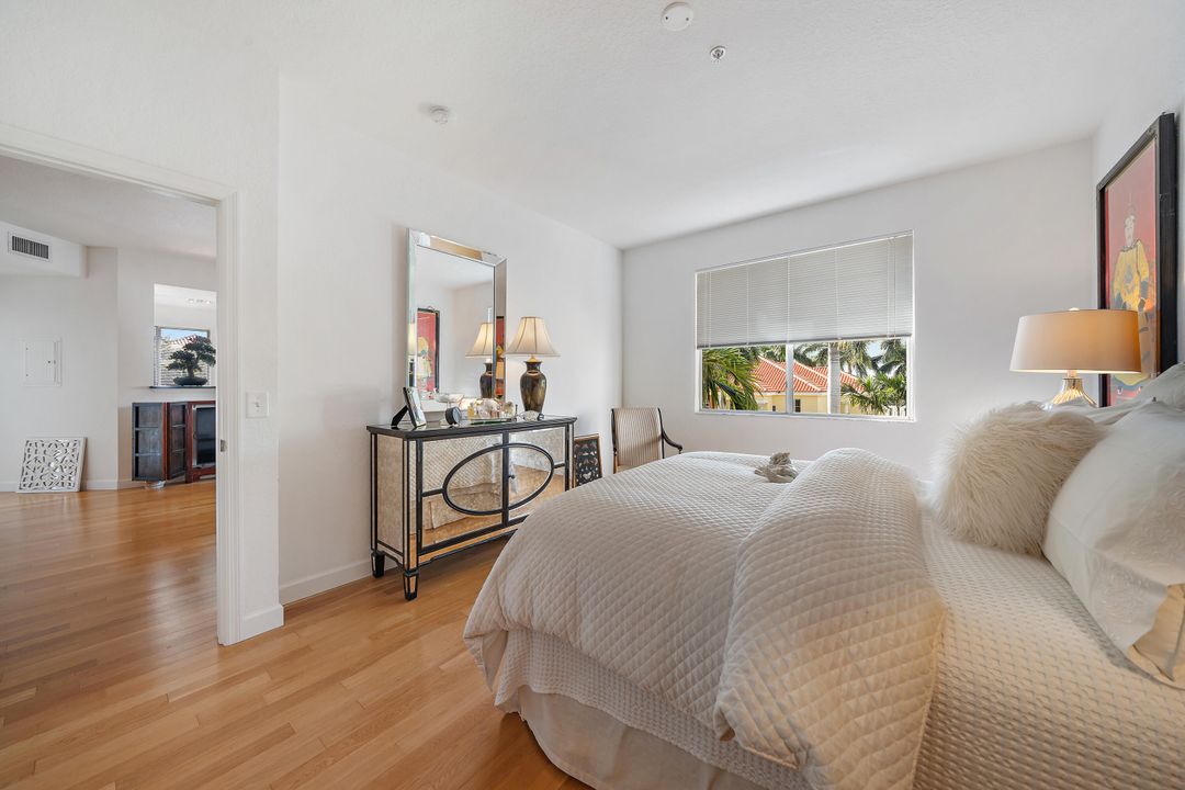 En Venta: $409,900 (2 camas, 2 baños, 1403 Pies cuadrados)