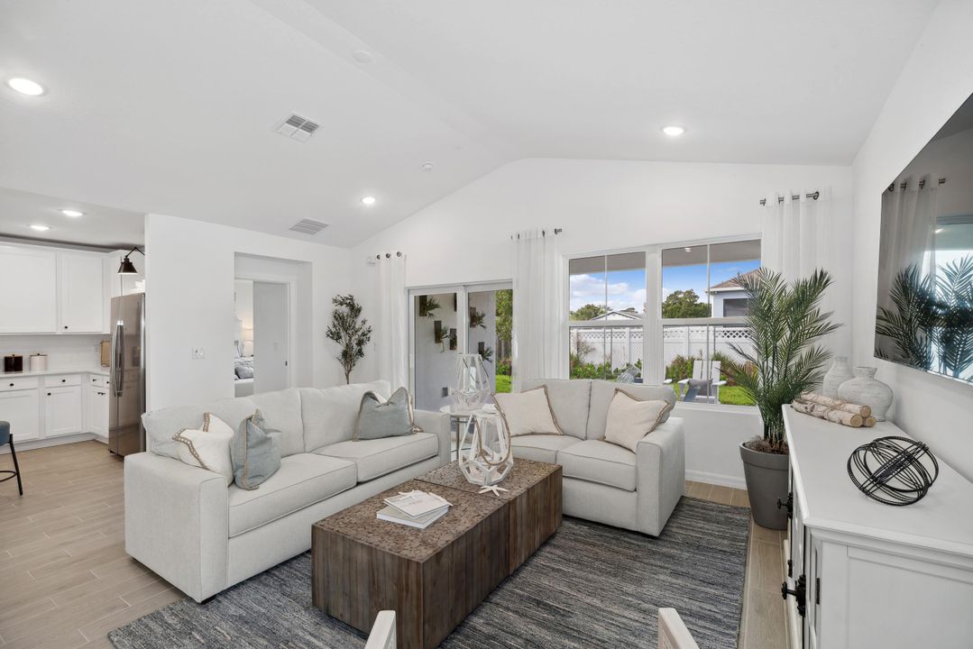 Active With Contract: $409,995 (4 beds, 3 baths, 2094 Square Feet)