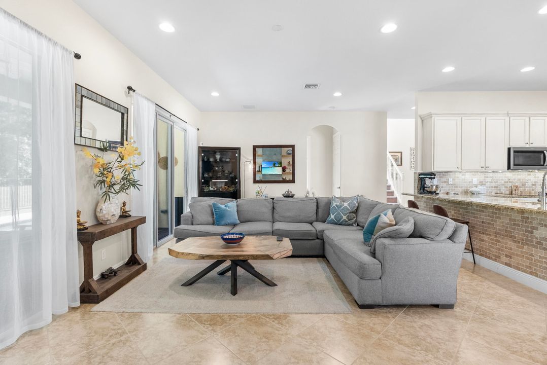 待售: $1,235,000 (5 贝兹, 4 浴室, 3509 平方英尺)