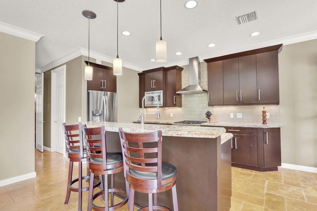 For Sale: $1,399,000 (4 beds, 3 baths, 2686 Square Feet)