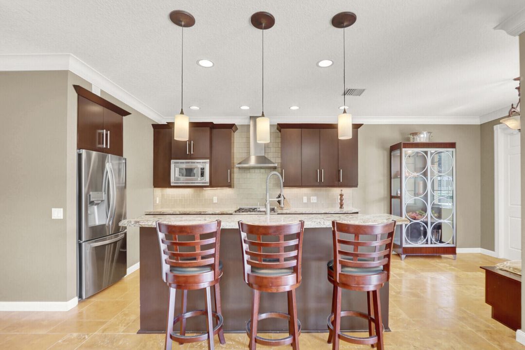 For Sale: $1,399,000 (4 beds, 3 baths, 2686 Square Feet)