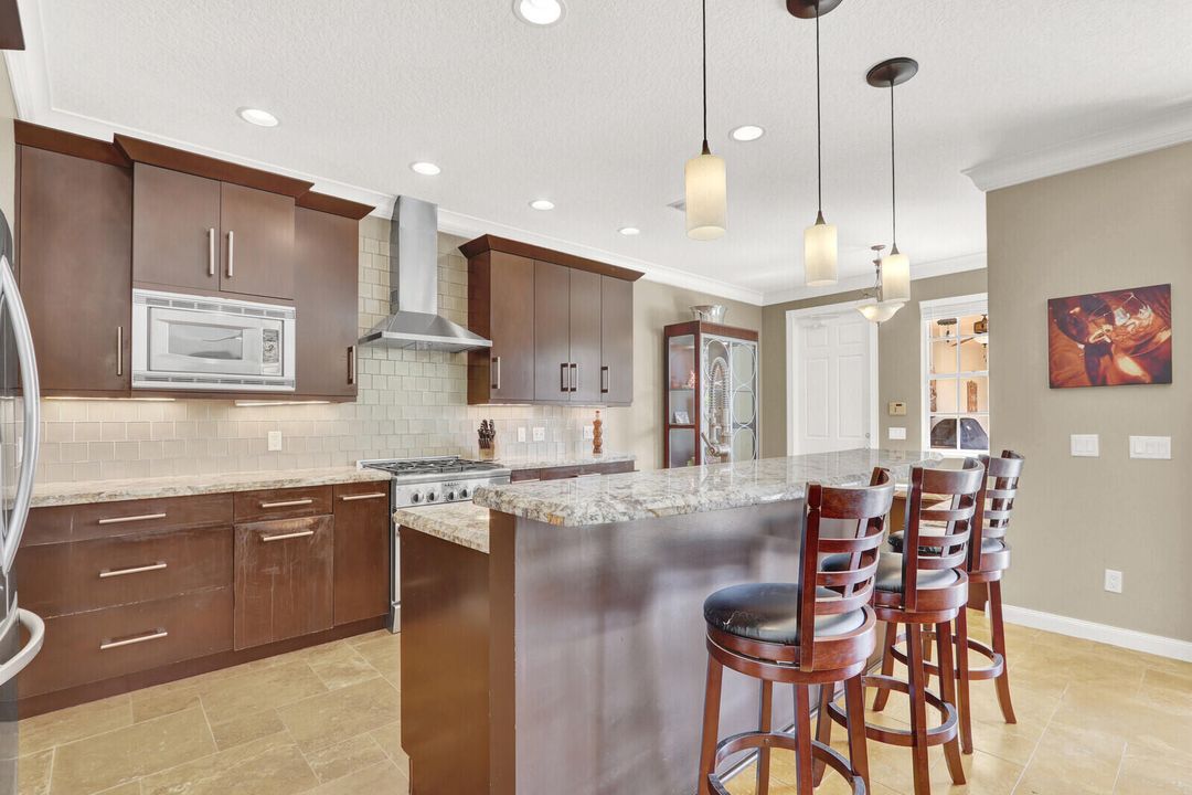 For Sale: $1,399,000 (4 beds, 3 baths, 2686 Square Feet)