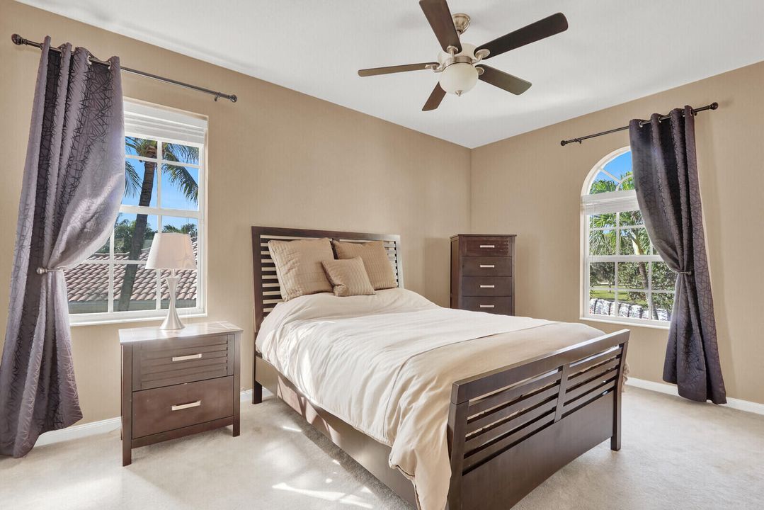 For Sale: $1,399,000 (4 beds, 3 baths, 2686 Square Feet)