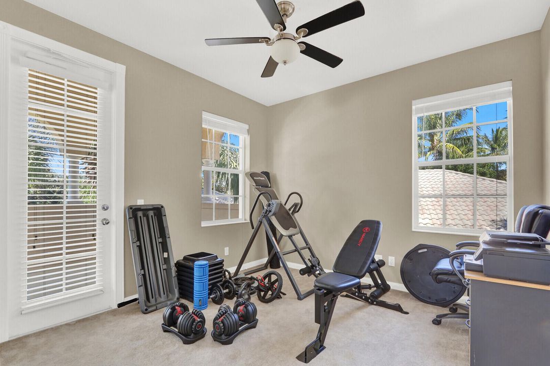 For Sale: $1,399,000 (4 beds, 3 baths, 2686 Square Feet)