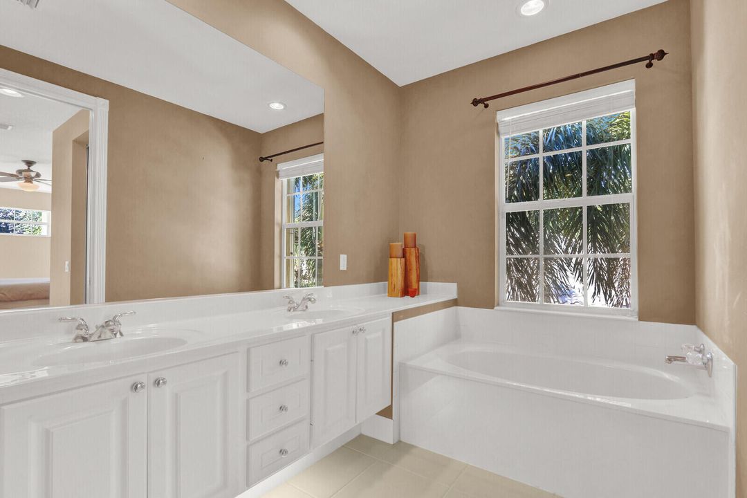 For Sale: $1,399,000 (4 beds, 3 baths, 2686 Square Feet)