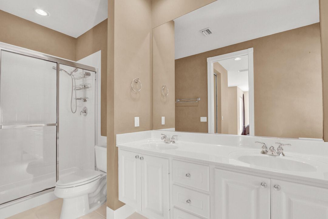 For Sale: $1,399,000 (4 beds, 3 baths, 2686 Square Feet)