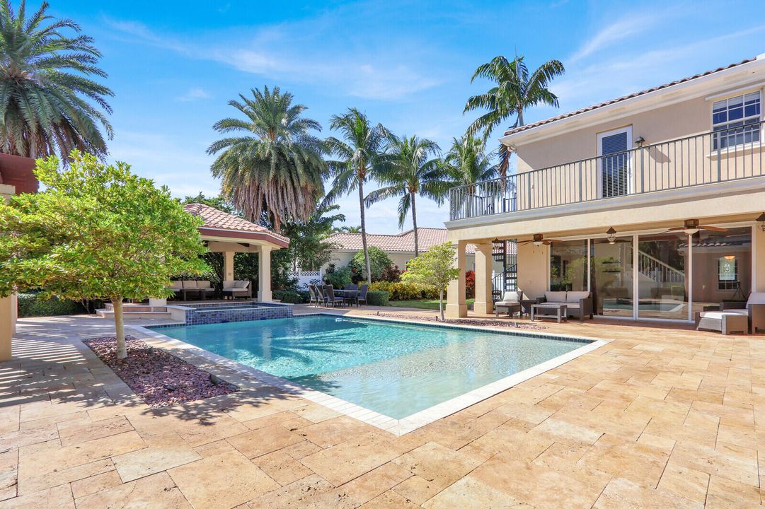 For Sale: $1,399,000 (4 beds, 3 baths, 2686 Square Feet)