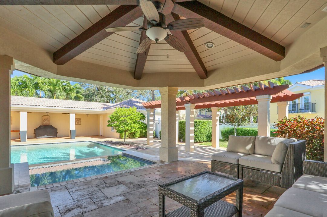 For Sale: $1,399,000 (4 beds, 3 baths, 2686 Square Feet)