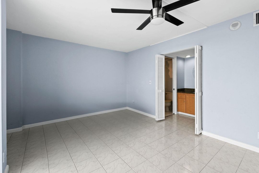 待售: $269,000 (2 贝兹, 2 浴室, 1206 平方英尺)