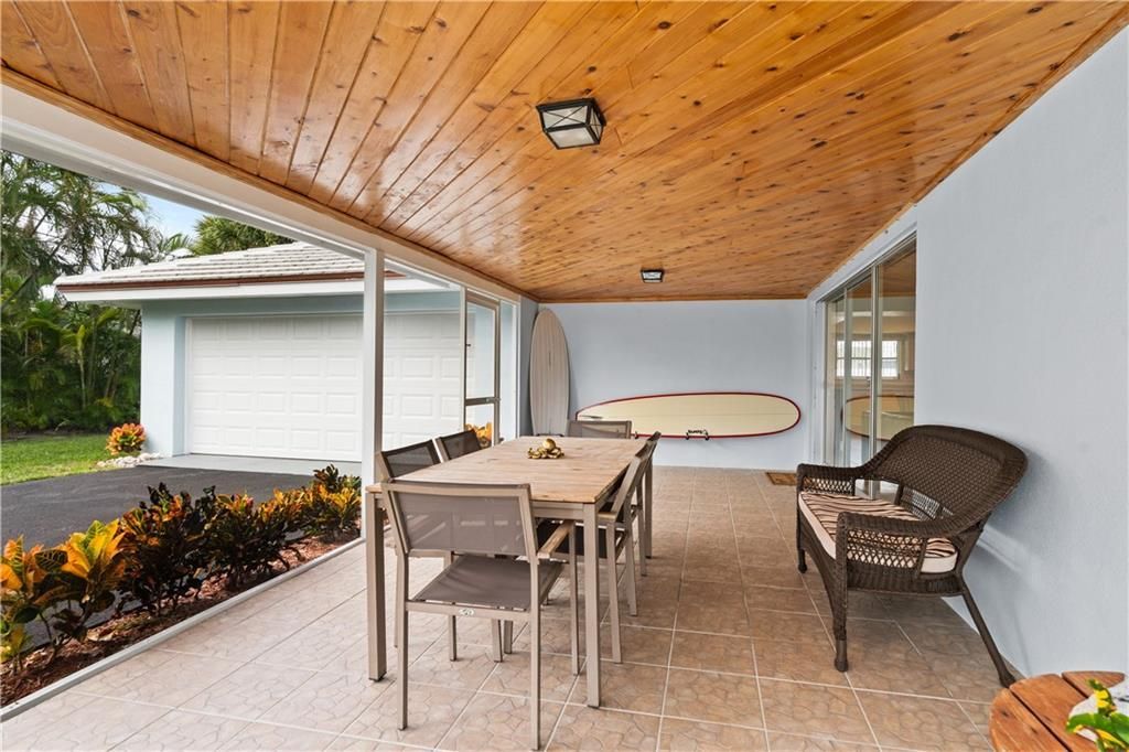 For Sale: $1,139,000 (3 beds, 2 baths, 1920 Square Feet)