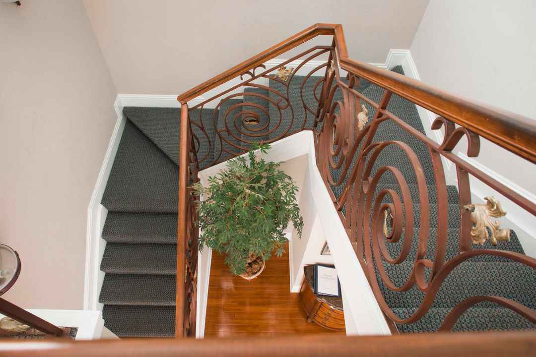 For Sale: $239,000 (2 beds, 2 baths, 1253 Square Feet)