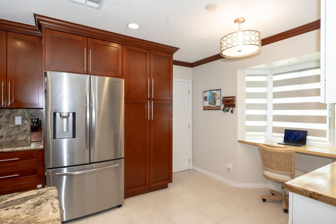 For Sale: $589,000 (3 beds, 2 baths, 1282 Square Feet)