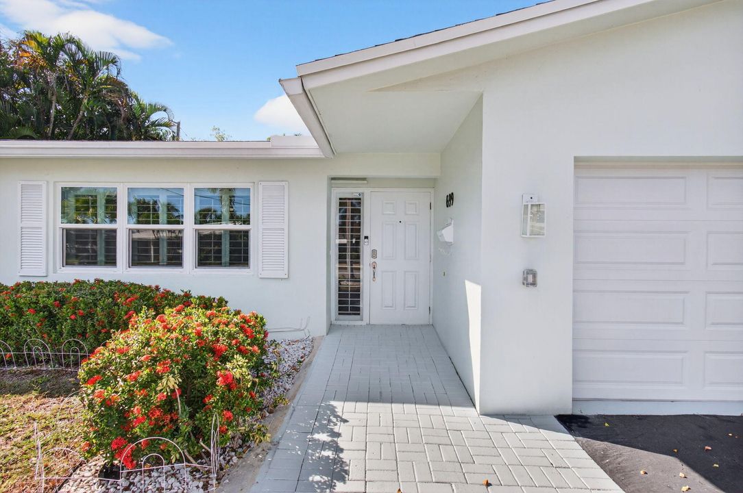 For Rent: $6,500 (4 beds, 2 baths, 1851 Square Feet)