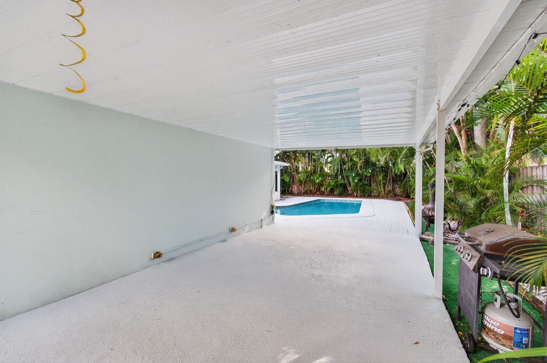 For Rent: $6,500 (4 beds, 2 baths, 1851 Square Feet)