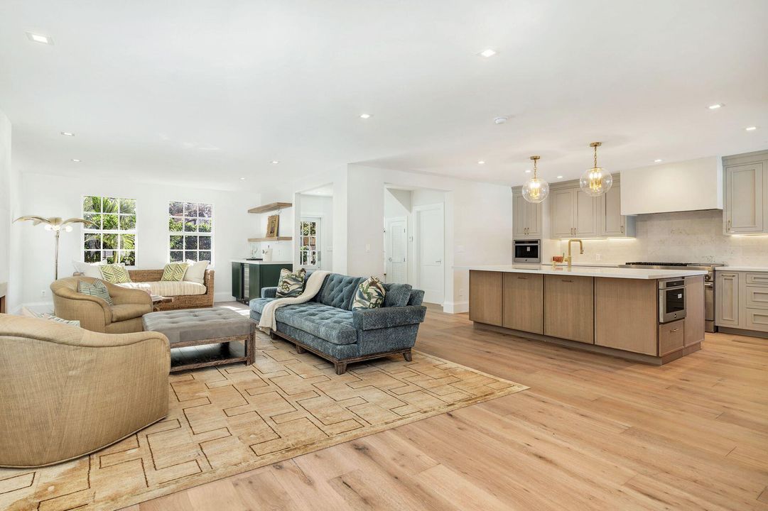 На продажу: $3,750,000 (4 спален, 3 ванн, 2882 Квадратных фут)