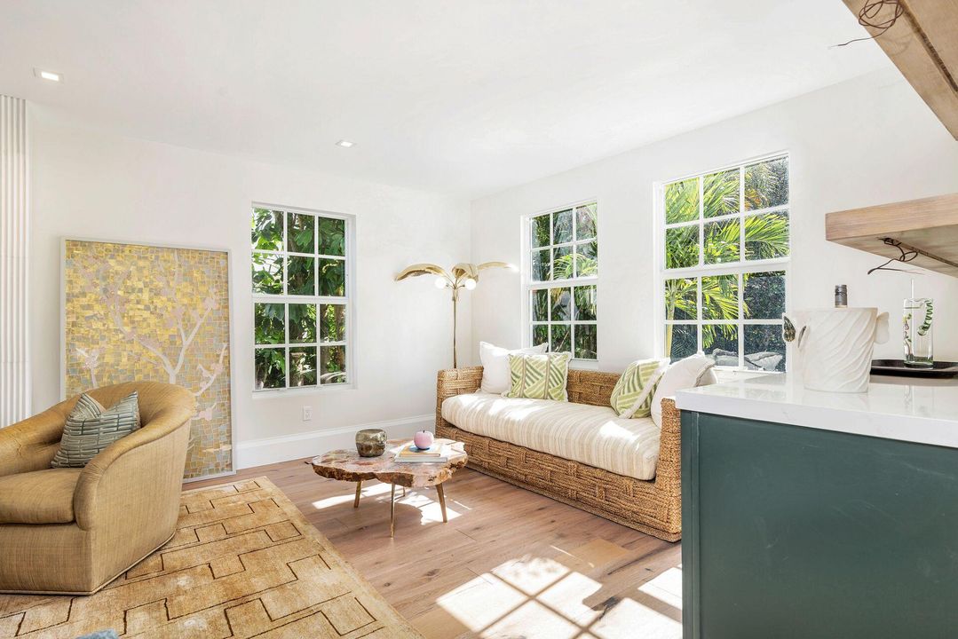 На продажу: $3,750,000 (4 спален, 3 ванн, 2882 Квадратных фут)