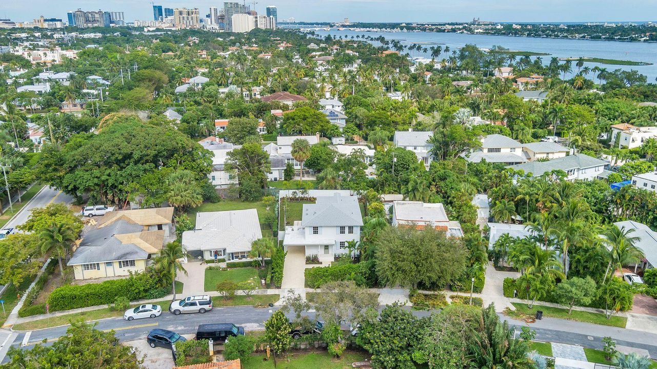 На продажу: $3,750,000 (4 спален, 3 ванн, 2882 Квадратных фут)