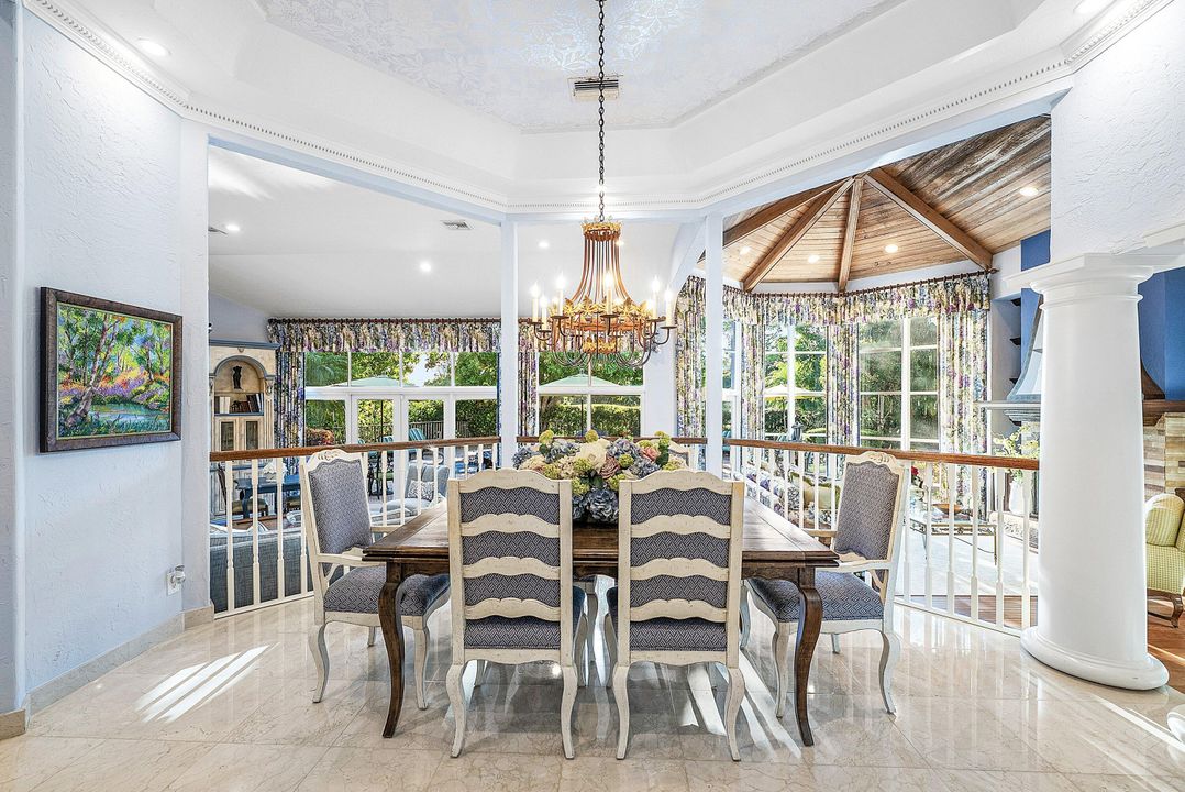 For Sale: $2,799,000 (3 beds, 4 baths, 4386 Square Feet)