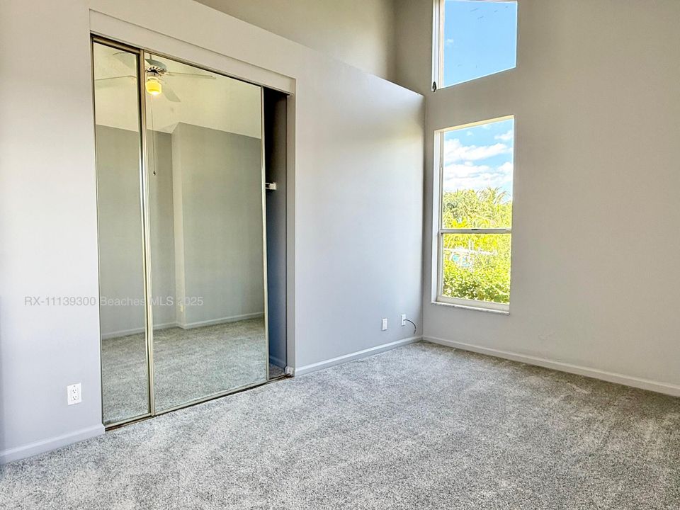 For Rent: $5,500 (3 beds, 3 baths, 2514 Square Feet)