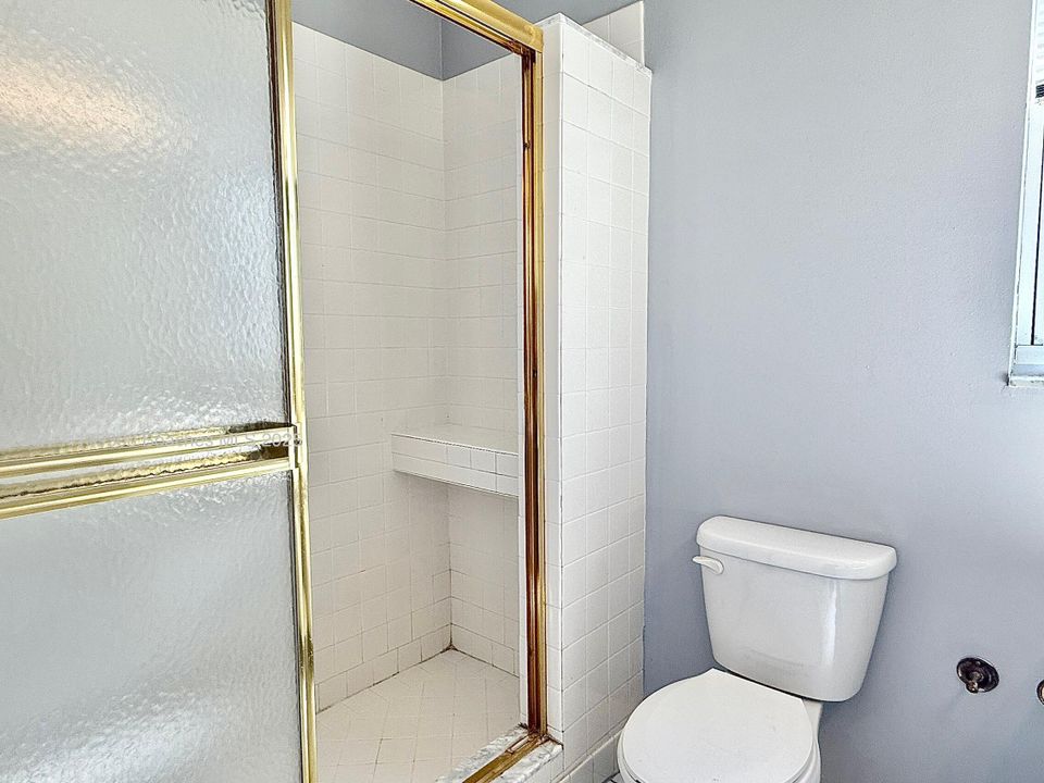 For Rent: $5,500 (3 beds, 3 baths, 2514 Square Feet)