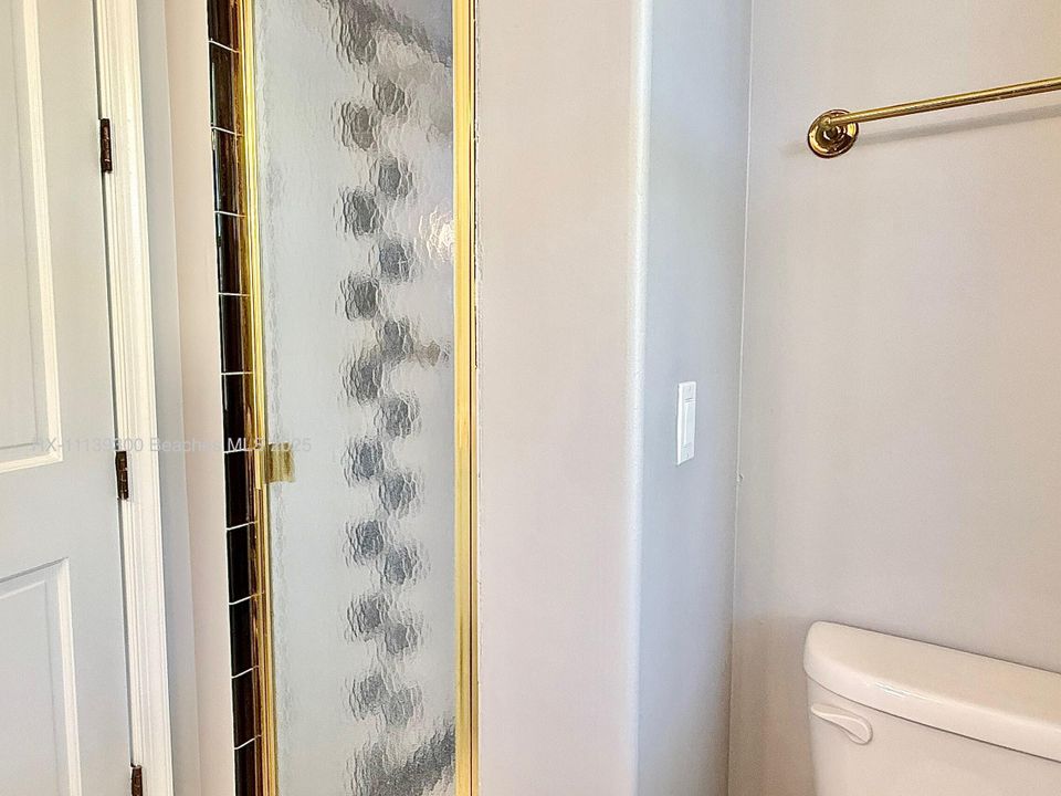 For Rent: $5,500 (3 beds, 3 baths, 2514 Square Feet)