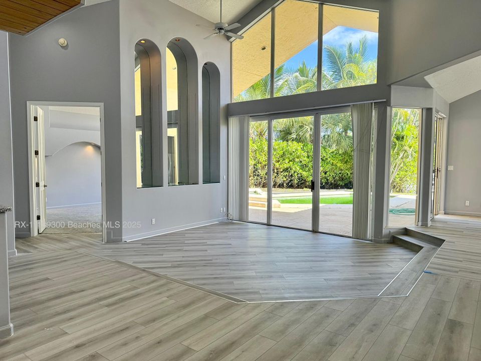 For Rent: $5,500 (3 beds, 3 baths, 2514 Square Feet)