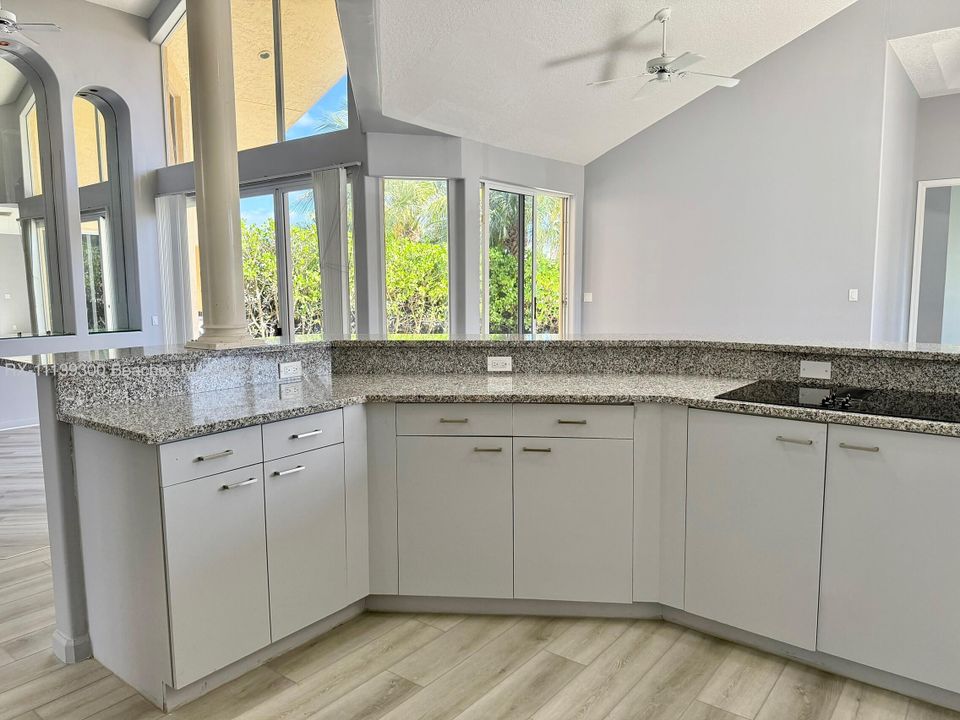 For Rent: $5,500 (3 beds, 3 baths, 2514 Square Feet)