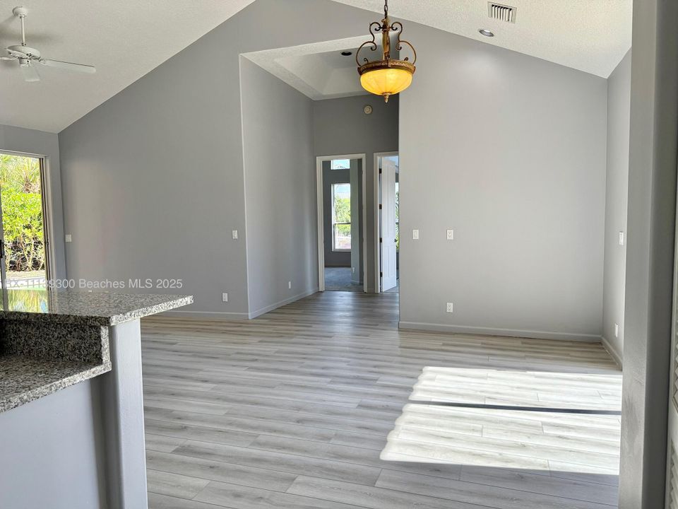 For Rent: $5,500 (3 beds, 3 baths, 2514 Square Feet)