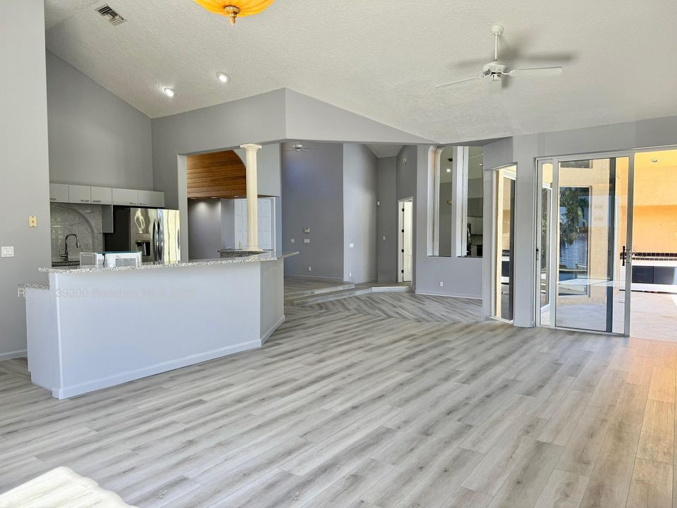 For Rent: $5,500 (3 beds, 3 baths, 2514 Square Feet)