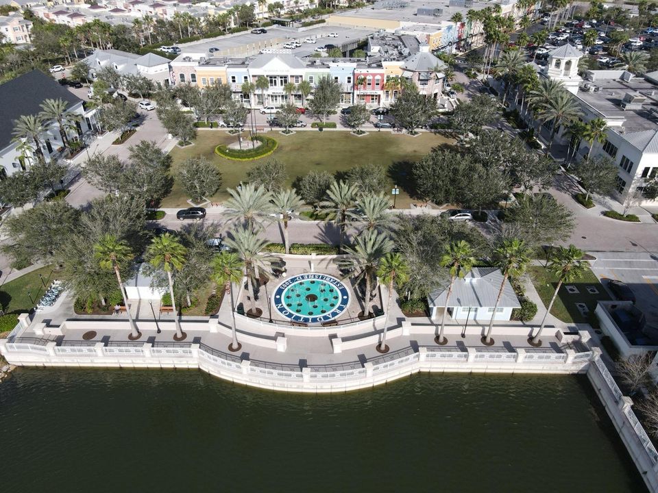 For Rent: $2,300 (2 beds, 2 baths, 1368 Square Feet)