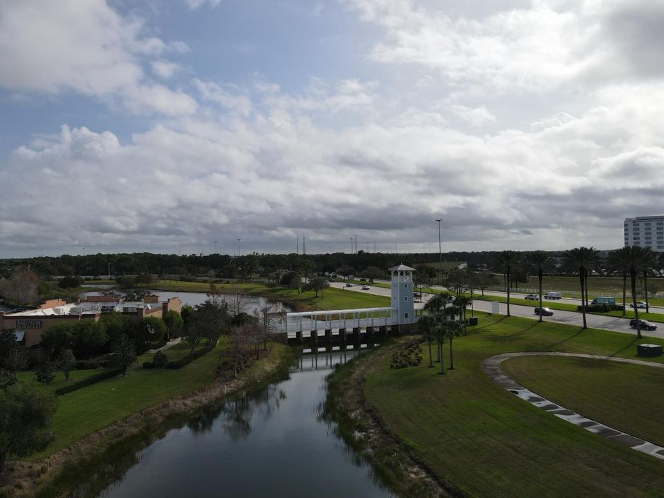 For Rent: $2,300 (2 beds, 2 baths, 1368 Square Feet)