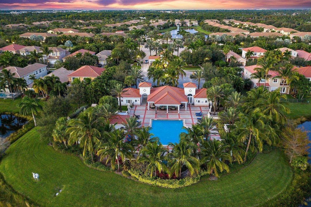 待售: $1,235,000 (5 贝兹, 4 浴室, 3509 平方英尺)