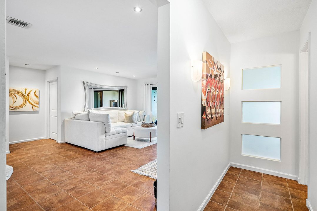 На продажу: $625,000 (3 спален, 2 ванн, 1768 Квадратных фут)