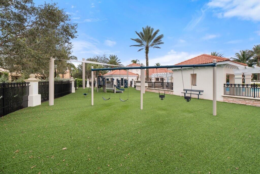 待售: $1,235,000 (5 贝兹, 4 浴室, 3509 平方英尺)