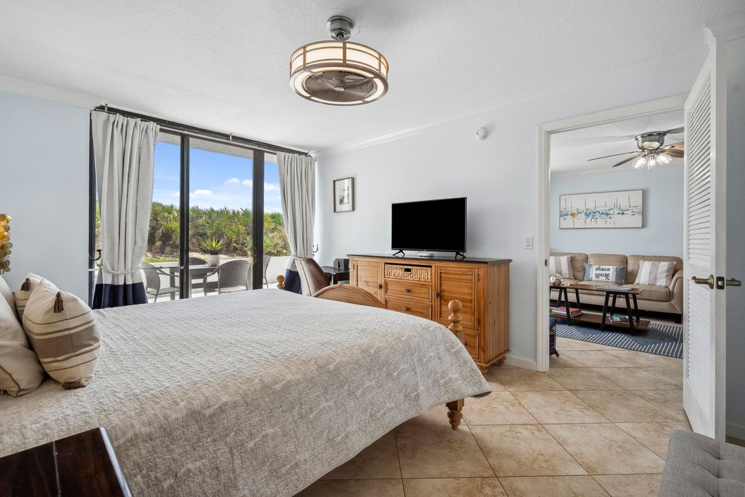 For Rent: $3,200 (2 beds, 2 baths, 1023 Square Feet)