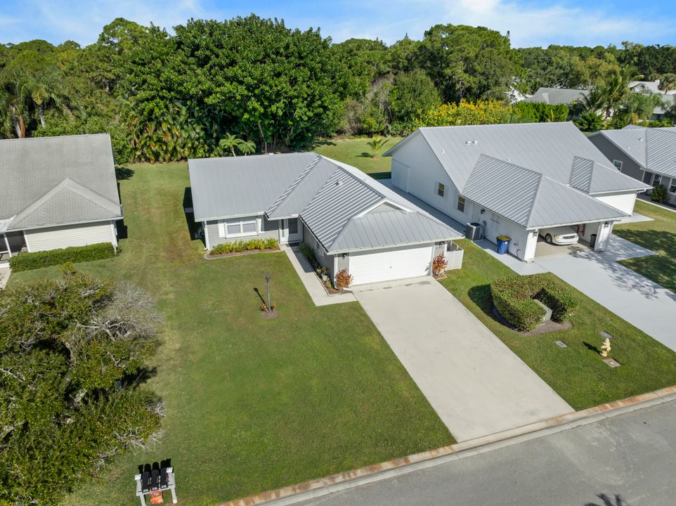 На продажу: $410,000 (2 спален, 2 ванн, 1160 Квадратных фут)