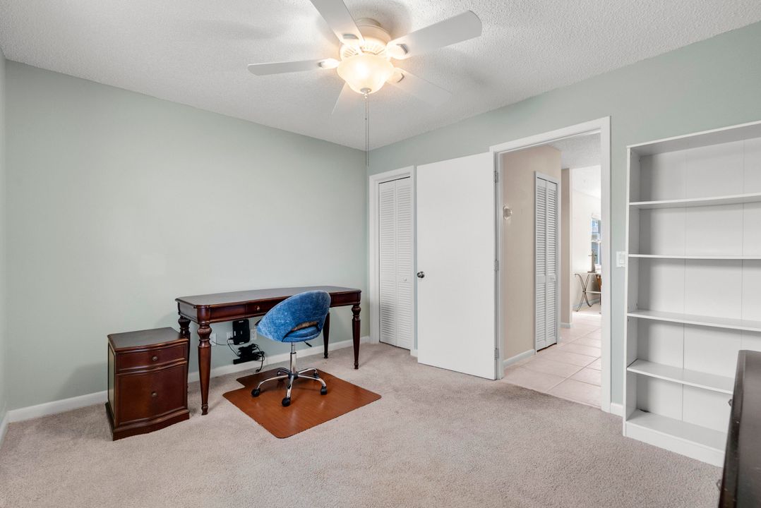 На продажу: $410,000 (2 спален, 2 ванн, 1160 Квадратных фут)