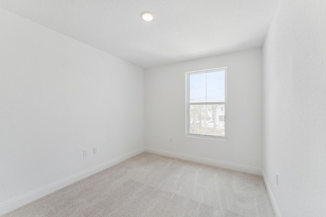 Activo con contrato: $418,828 (3 camas, 2 baños, 1683 Pies cuadrados)