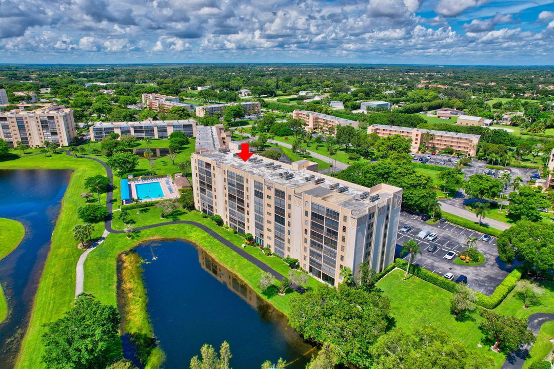 For Rent: $4,000 (2 beds, 2 baths, 1230 Square Feet)